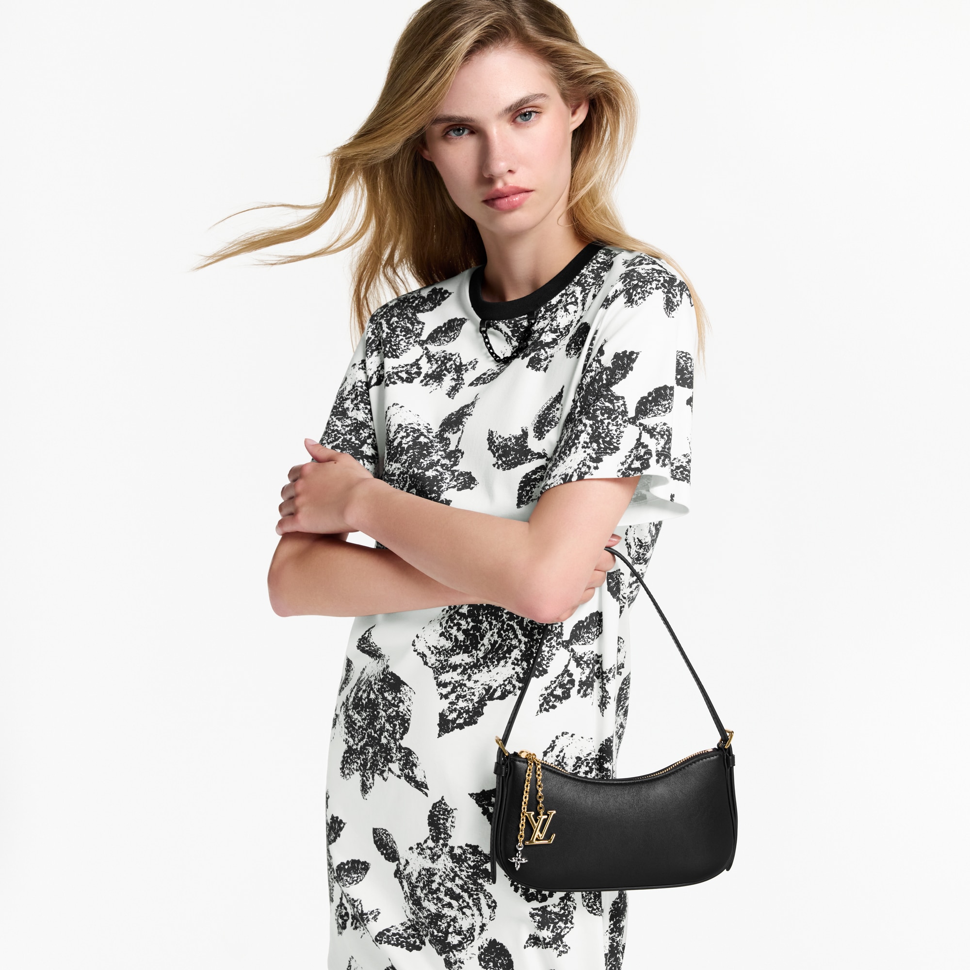 Pochette LV Bloom H36 - Women - Small Leather Goods | LOUIS VUITTON ®